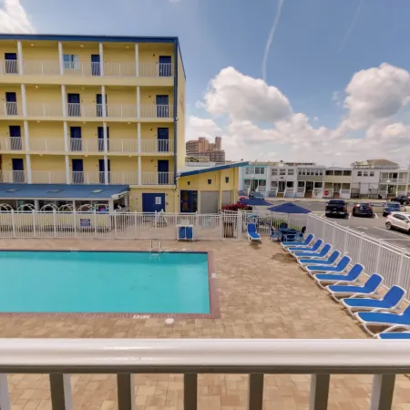 Howard Johnson by Wyndham Ocean City Oceanfront