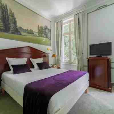 Hôtel Les Maréchaux Rooms