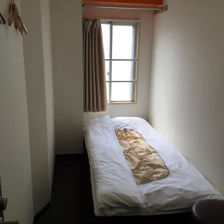 Shochikubai Hostel No.3 - Men Only