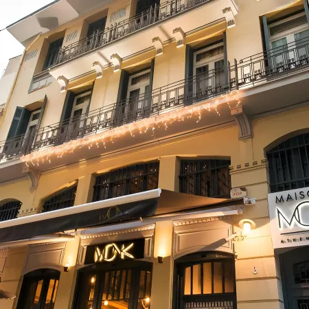 MONK Monastiraki Suites Отели рядом с достопримечательностью «Мечеть Тзисдаракис»