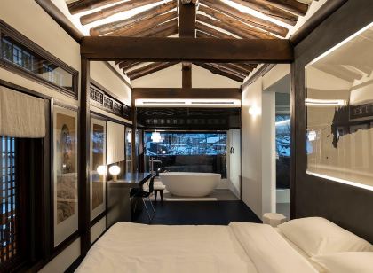 Luxury High-End Bukchon Hanokhotel Nostalgia