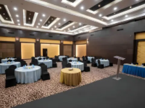 โรงแรมฮาเลซ โรงแรมในเจนไน