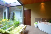 Luxury Villa with Swimming Pool Near F1 Circuit