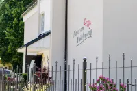 Haus am Mühlenweg - modern und lichtdurchflutet Hotels near Spielplatz