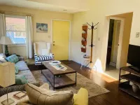 A cozy cottage tucked away in the heart of Union Pier!