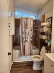 Waterfront cottage @ Muskoka Pines kayaks/ fireplace /bbq/firepit 베튠 메모리얼 하우스 내셔널 히스토릭 사이트 주변 호텔