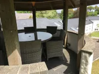 High quality and luxurious barn conversion close to the sea