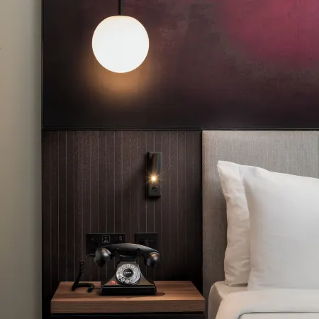 Radisson RED London Twickenham Отели рядом с достопримечательностью «Стадион «Туикенем»»