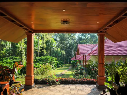 Wood Clusters Hotels in Suntikoppa