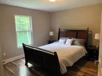 Pet Friendly Home wooded setting 3000 Sq ft Hotels near Barner's Farm Market