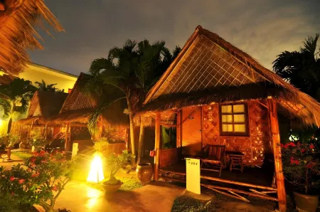 Phi Phi Twin Palms Bungalow Отели рядом с достопримечательностью «View Point»