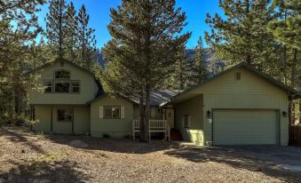 Tahoe Frost - Air Conditioned 4 Bedroom Tahoe Home