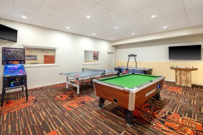 ビリヤード ベストウエスタン レッド ヒルズの写真