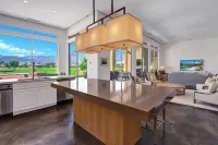 Legends by AvantStay Stunning Golf Villa Featuring Spa Pool Fire-Pit Hotels in La Quinta