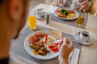 Servatur Terrazamar Sun Suite - breakfast