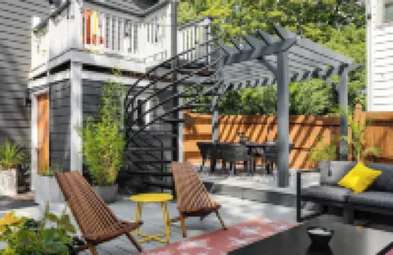 Colorful private guesthouse in charming Richmond with Parking
