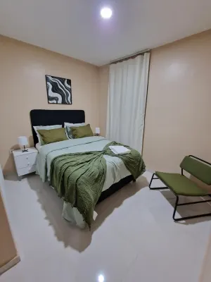 Zahma Apartments - Standard with 2 Bedrooms Hotels in 