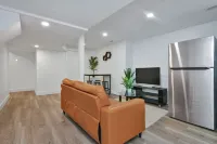 Sleek Somerville Apartment near Encore!