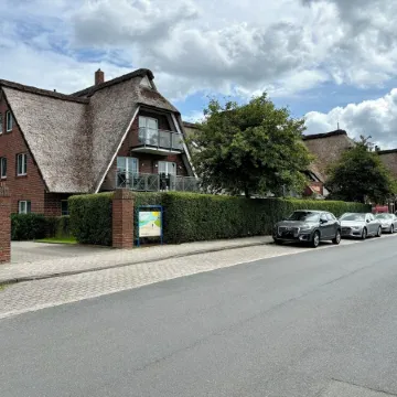 Cozy vacation apartment in Hooksiel - terrace, WLAN, barrier-free