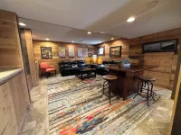 Historic 1830s Lodge/Cabin Overlooking Missouri River Hotels in St. Johns Township