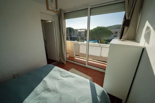 Appartement Deux Chambres 6 Couchages Dans une Résidence au Calme Avec Piscine