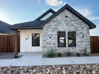 The Cozy Corral is a 2-bedroom townhome close to Shannon, ASU and Goodfellow