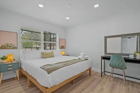 Private Pool and Sunny Patio Retreat - Chic Spacious Oasis