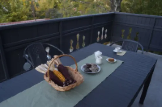 Family vacation apartment with children's room and billiard room, the