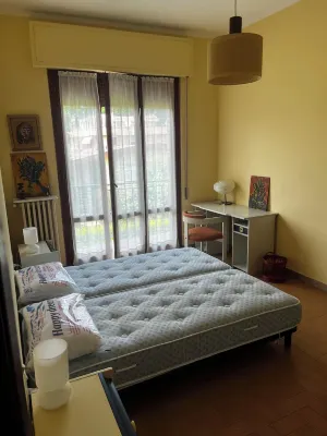 Villa with garden a few steps from the sea and the Versiliana park