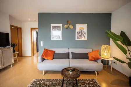 Great view with great connection | parking lot