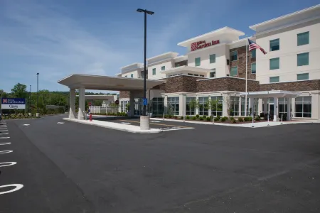 Hilton Garden Inn Springfield, NJ Отели рядом с достопримечательностью «Нокия Белл Лабс»