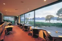 Edge of the Bay Resort