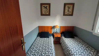 House with pool 5 min from the beach L'Estany i el Riuet附近的飯店