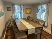 Niantic Beach House! Sleeps 8, walk to Crescent Beach