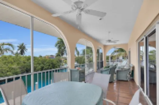 Charming 2-bedroom home close to Sombrero Beach in fantastic Marathon