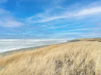 Beachfront Westport Home w/ Deck! Hotels in Grayland