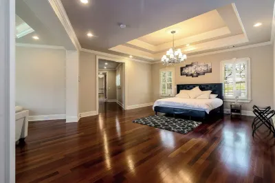Luxury Lakefront-Theatre-Huge Yard-Mins to DT ATL Hotels near Aloha Plaza