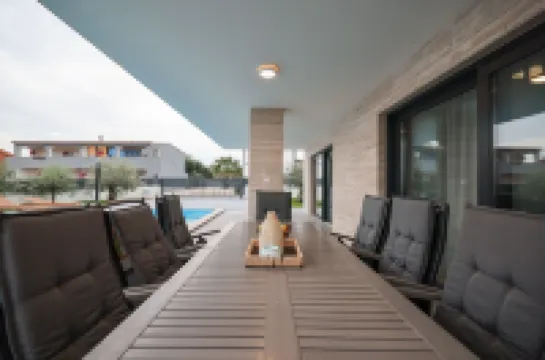 Luxury villa Marko, family-friendly and pet-friendly modern villa near sea.