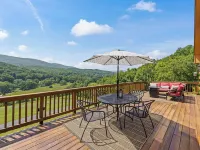 Stunning Views Hilltop Cabin Near Homestead Resort! バスのホテル