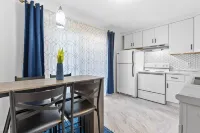 Cozy Modern Townhome in Unbeatable Chesterton Location Hotels in Chesterton