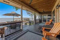 Cedar Creek Serentity Shores Lake house Hotels in Tool