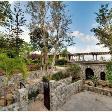 Best views & pool deck on St John just up the hill from Cinnamon Bay Beach.