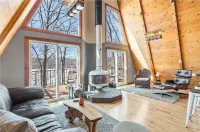 Snowfall Escapes - Lakefront Cabin with Loft & Bar
