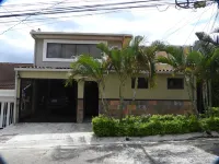 Spacious family home-15mins from San Jose and SJO
