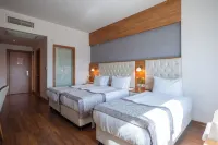 Parion Hotel