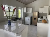 2 bedroom 2bathroom near Holetown