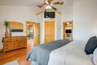 Lakeshore Lodge in peaceful Granbury