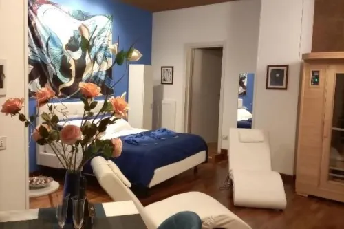 Queen of Peace Apartments & Suites with Sauna-Suite King Deluxe