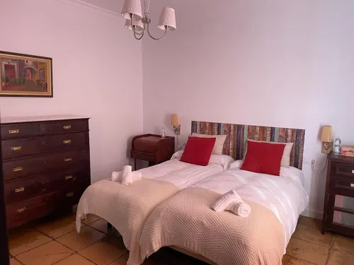 House in the Sierra Norte de Sevilla ideal for disconnecting (ideal for pets) Hotels in Vega del Guadalquivir