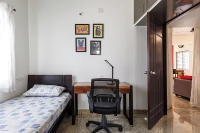 Stylish Homes close to Orion mall/Iskcon/Manipal Hospital Hotels in Rajaji Nagar